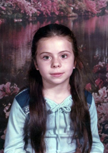 Dana_017.jpg - Original filesize: 3130936. Compressed using: Extreme method. TQ: 60. Source: jp�